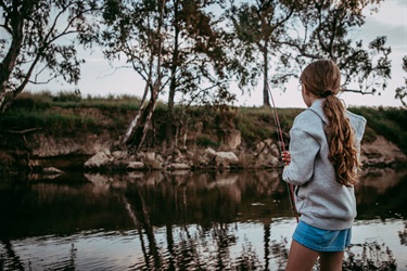Cast a line at Texas Dumaresq River Free Camp - Paulina Eaborn