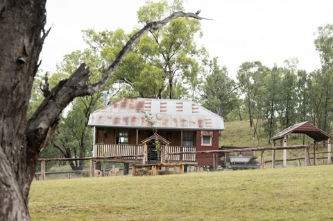 The Drover Cottage at Cement Mills