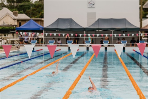 Goondiwindi Swimming Pool - by Rachel Walker 